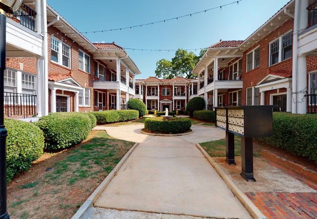 exterior view at Alberto Arms